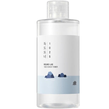 SaltTree Round Lab 1025 Dokdo Toner in a clear 200ml bottle with a minimalist label featuring a sea illustration.