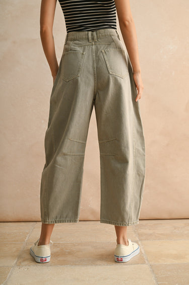 Miou Muse - Cloud White Curved Leg Barrel Jeans (26" Inseam) - P3820-SaltTree
